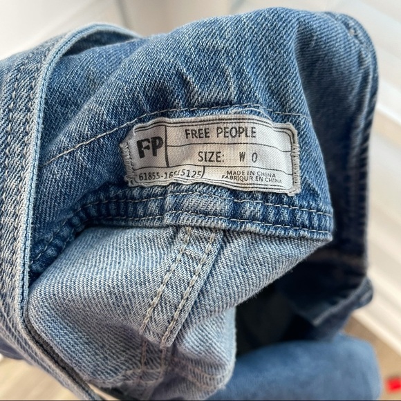 Free People torn up jumper‎ distressed denim skirt overall size 0 - Picture 10 of 10